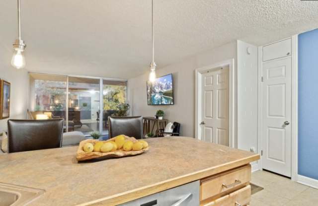 909 Logan St photos photos 909 Logan St photos photos