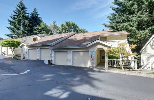 Charming Updated 2 Bedroom 2 Bathroom Bellevue Condo photos photos