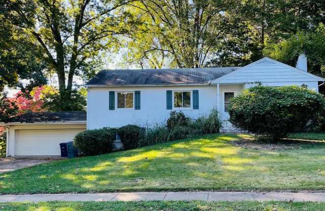 3258 FARAGUT COURT - 3258 Faragut Court, Lake Barcroft, VA 22044