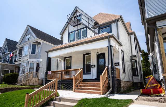 4Bdrm Upper Flat of Eastside Duplex Fully Remodeled photos photos