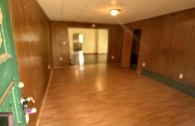288 1/2 Hillside Avenue Gallery 2