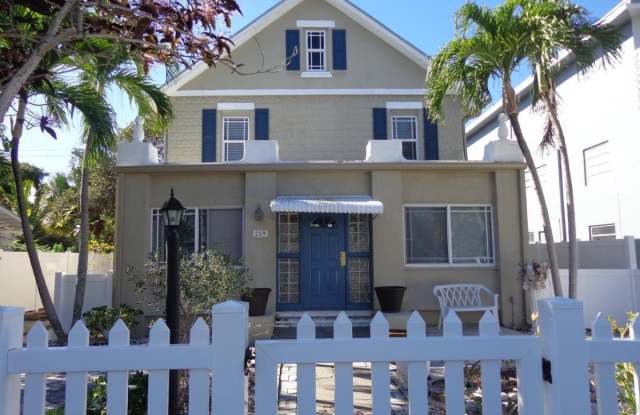 209 S Lakeside Drive photos photos