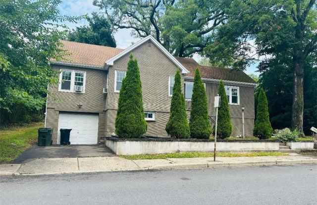 9 Prospect Street - 9 Prospect Street, Highland Falls, NY 10928