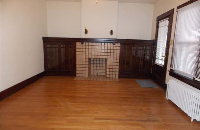 119 Jefferson St. photos photos