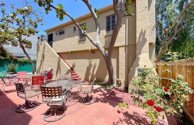 1430 1/2 South Crescent Heights Boulevard Gallery 2