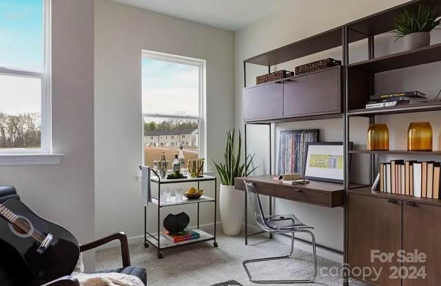Room in 3 Bedroom Home at Endeavor Ln Gallery 4