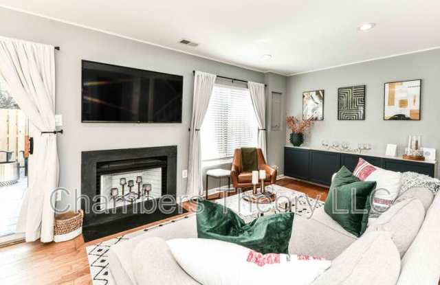 2318 Glade Bank Way Gallery 4