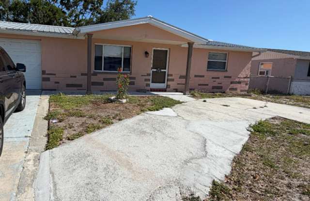 Charming 2-bedroom, 1-bath home in Port Richey photos photos