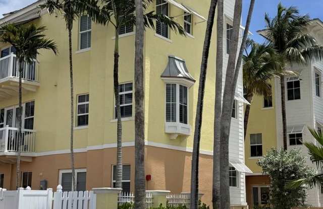 4332 SEAGRAPE DR #APT 4 LAUDERDALE BY THE SEA, FL 33308 Gallery 1