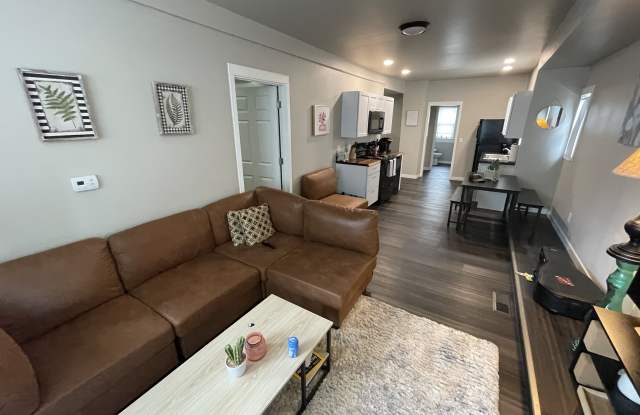 1804 14th St photos photos