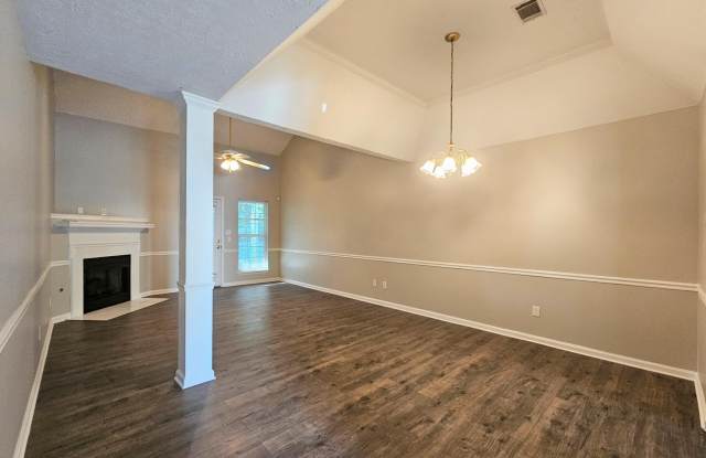 4724 Dursey Drive Gallery 4
