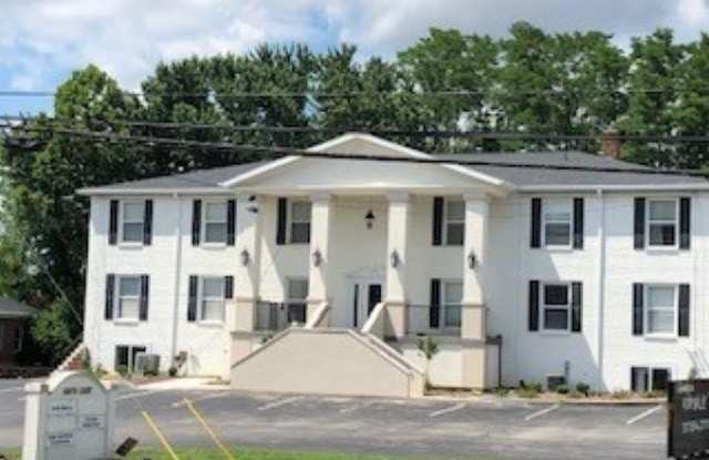 223 E Winslow Road photos photos