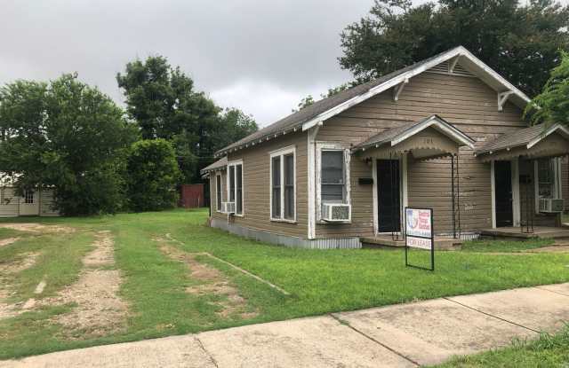 1 Br Duplex - Available Now photos photos