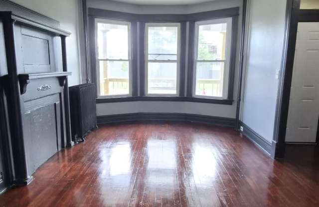 41-43 N Manning Boulevard Gallery 3