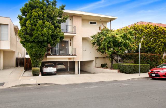 1442 Brockton Apartments Gallery 2