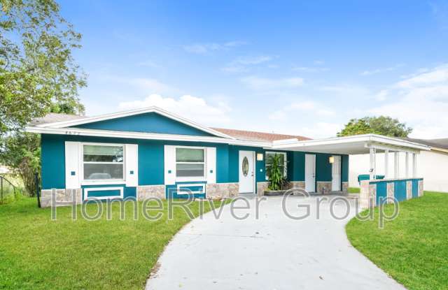 4672 Miramar Rd photos photos
