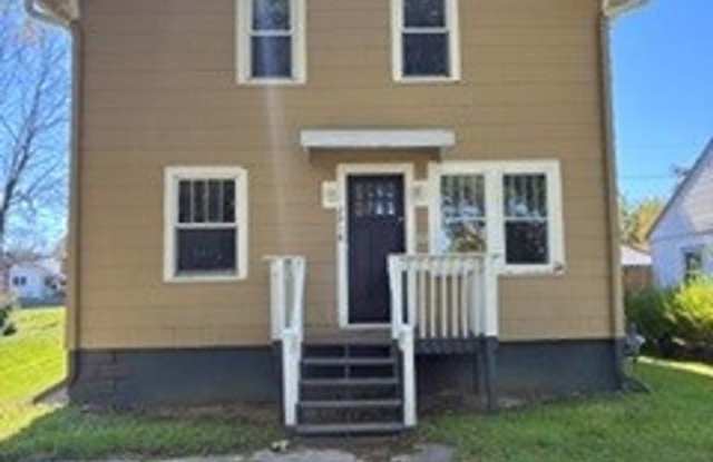 Nice Eastside 4 bedroom With Lots Of Room!! - 2918 Pittsburg Gallery 1