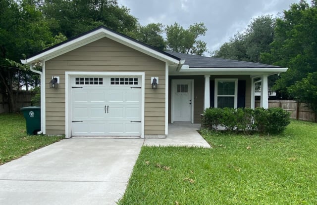 3360 EVE DR - 3360 West Eve Drive, Jacksonville, FL 32246