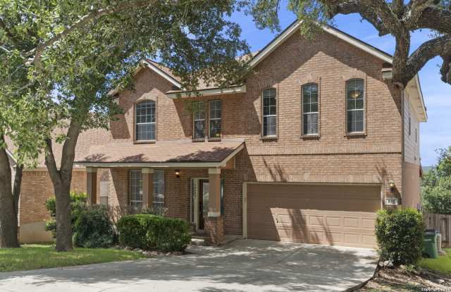 815 Windhurst photos photos