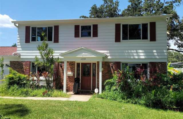 1279 86TH Avenue N Gallery 2