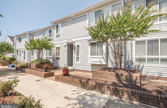 58 HAWTHORNE COURT NE Gallery 3
