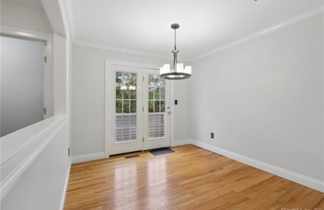 66 Stetson Place Gallery 4