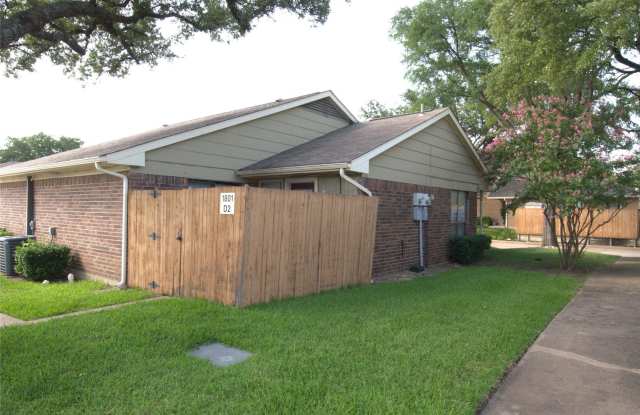 1801 W Spring Creek Parkway - 1801 West Spring Creek Parkway, Plano, TX 75023 1801 W Spring Creek Parkway - 1801 West Spring Creek Parkway, Plano, TX 75023