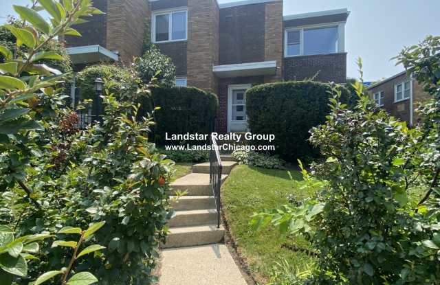 434 Elm Pl Gallery 3