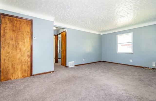 17006 Holly Hill Drive Gallery 3