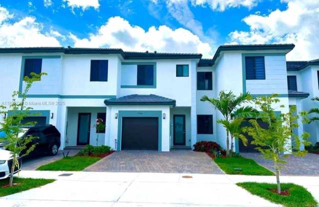 15728 SW 136 WAY photos photos