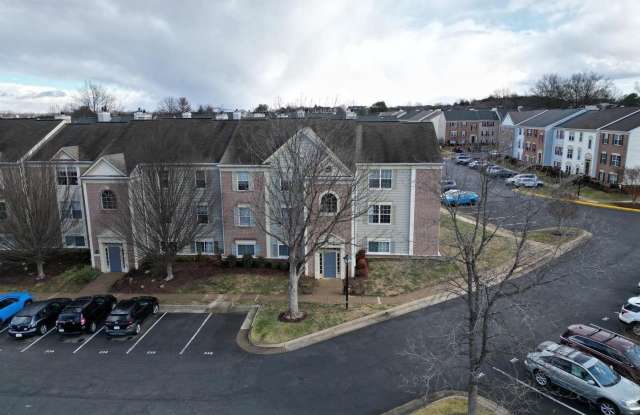 1123 HUNTMASTER Terrace NE unit: 202 photos photos