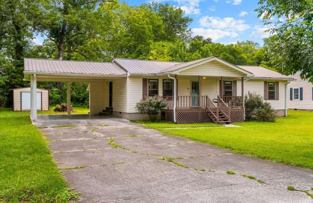 3BR Rental in Quiet Fort Oglethorpe Neighborhood – Minutes from Battlefield Parkway & Chickamauga Park | Available Now photos photos