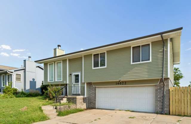 3 bedroom Millard Home! Gallery 3