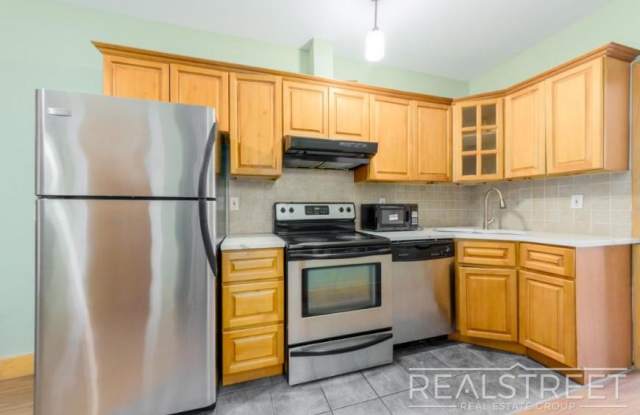 433 Dekalb Avenue photos photos