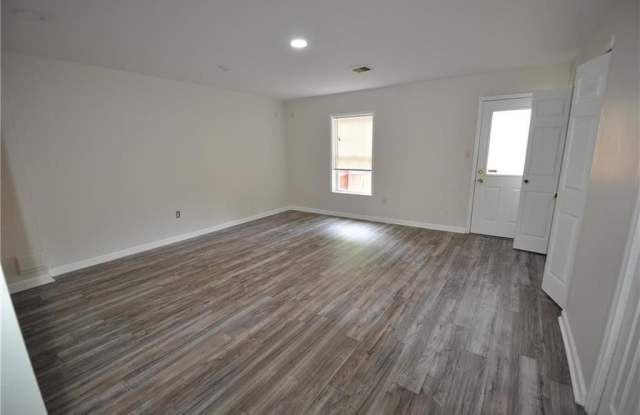 2851 Sequoia Drive Gallery 3