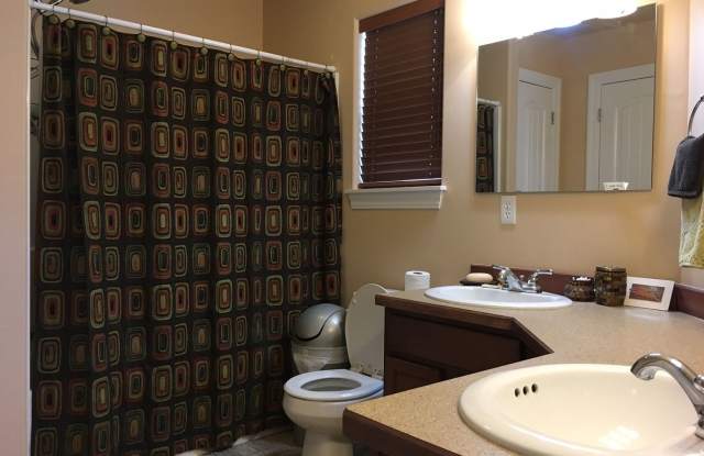Stand alone home with private yard. Gallery 4