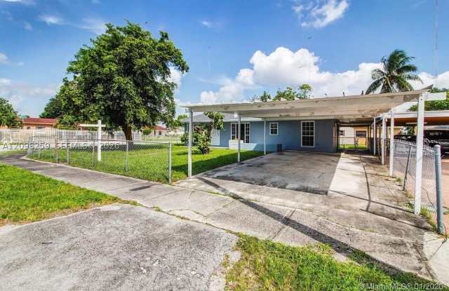 4021 NW 203rd Ln Gallery 3