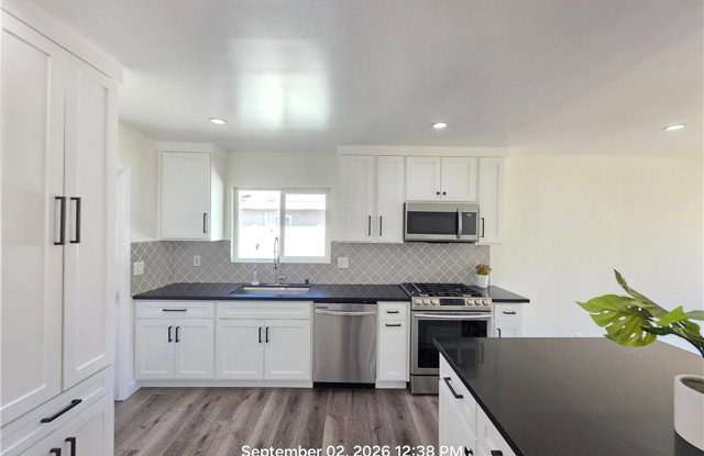 858 North Darfield Avenue Gallery 3
