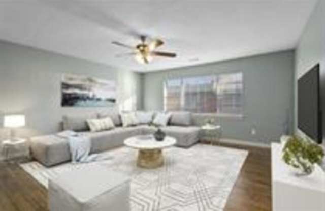 Clark Avenue - 4104-1 - 4104 Clark Avenue, Kansas City, MO 64111