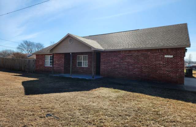 13573 County Road 1560 - 13573 County Road 1560, Latta, OK 74820