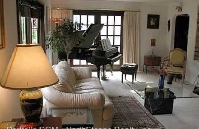 1054 Highland Dr Gallery 4
