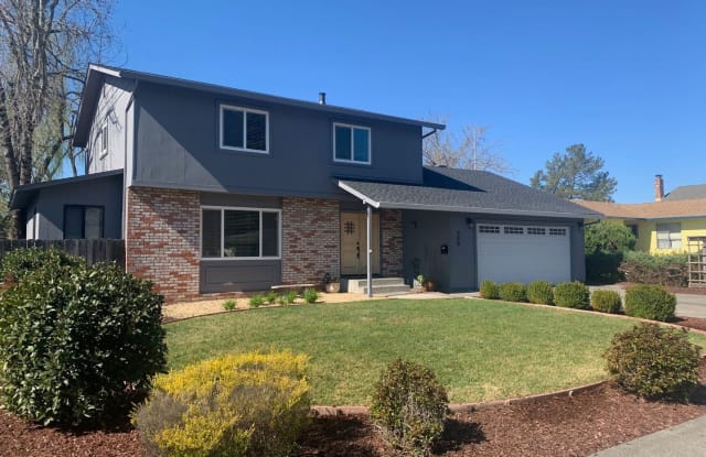 509 Oak Lake Avenue - 509 Oak Lake Avenue, Santa Rosa, CA 95409