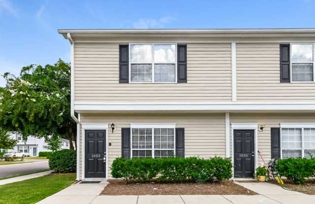 1033 Lexi Court photos photos