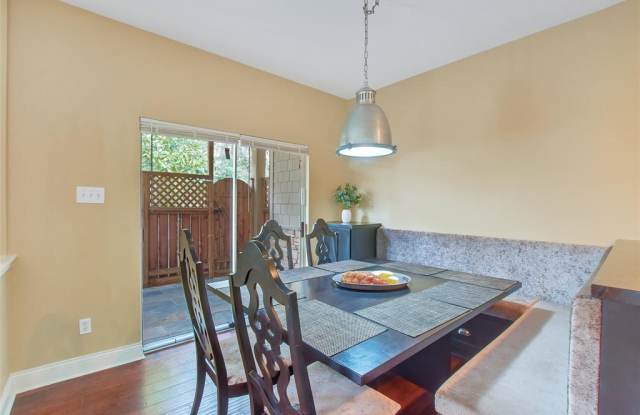 65 Scarlet Woods Court Gallery 4