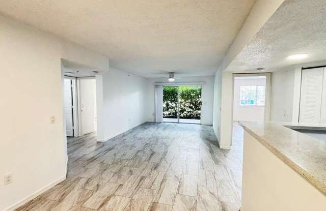 5025 Wiles Road photos photos