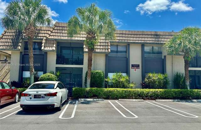 10722 Royal Palm Blvd photos photos