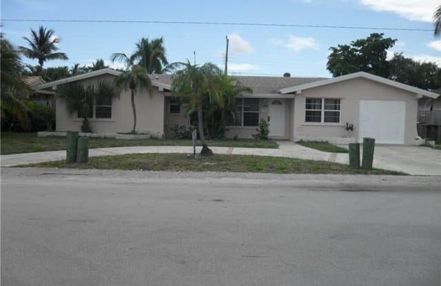 1596 SE 4th St - 1596 Southeast 4th Street, Deerfield Beach, FL 33441