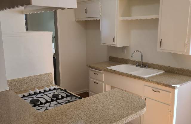 8329 Alameda Street photos photos