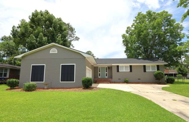 111 Fairway Dr (HVP) photos photos