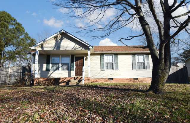 Three Bedroom with Fenced Yard! photos photos